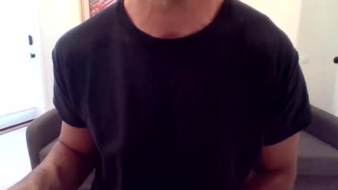 Snapshot of mikewilson09 chatting on October 13, 12:21 am mikewilson09 online show from October 13, 12:21 am