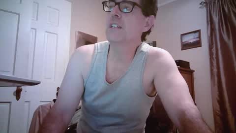 Snapshot of mikewulds chatting on October 15, 11:27 pm Mike online show from October 15, 11:27 pm