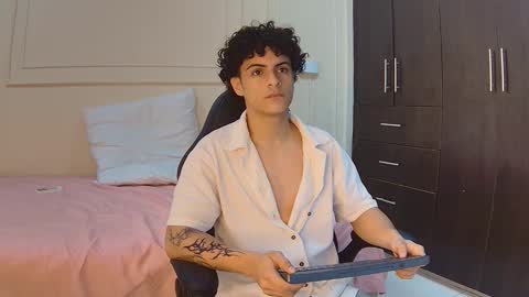 mikey_banji online show from December 18, 12:55 pm