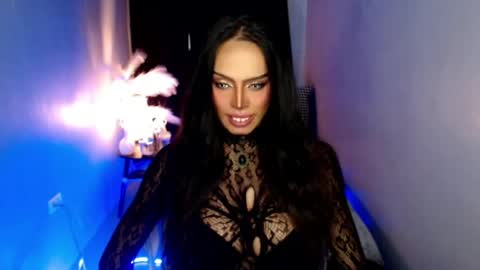 Mistress MikeyAlawi online show from June 27, 5:12 am
