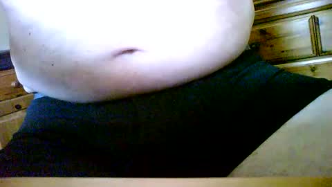 Snapshot of mikeybed chatting on June 24, 9:19 am mikeybed online show from June 24, 9:19 am