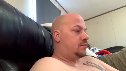 mikeylikesit2222 online show from December 22, 5:42 pm