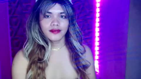 Snapshot of mikhay14139 chatting on November 14, 7:12 pm mikhay14139 online show from November 14, 7:12 pm