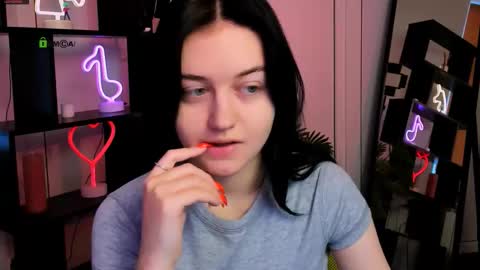 Snapshot of miki_ti chatting on November 19, 12:16 pm miki_ti online show from November 19, 12:16 pm