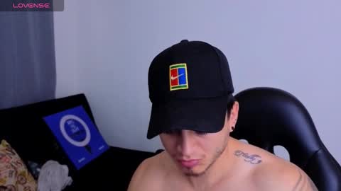 MIKKE online show from February 10, 2:43 pm