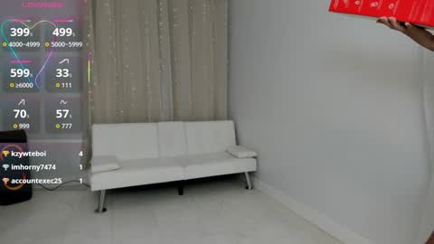 Snapshot of mikmagik chatting on November 5, 3:23 pm Mikaylah online show from November 5, 3:23 pm