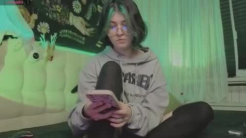 Snapshot of miko_meow chatting on October 23, 2:38 pm Miko online show from October 23, 2:38 pm