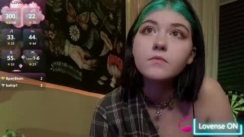 Snapshot of miko_meow chatting on November 29, 5:27 pm Miko online show from November 29, 5:27 pm