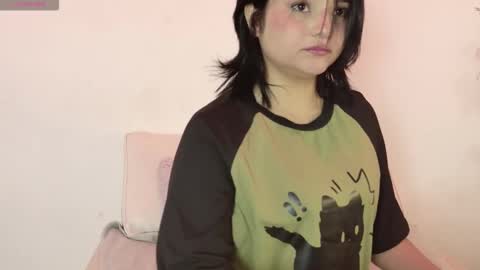 Snapshot of mikoto_urab chatting on February 18, 8:38 pm Mikoto Urb online show from February 18, 8:38 pm