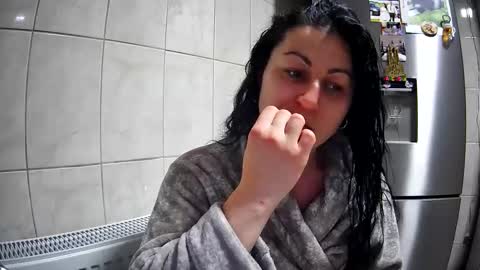 Snapshot of mikyloveu chatting on February 26, 3:19 pm Mikyloveu online show from February 26, 3:19 pm