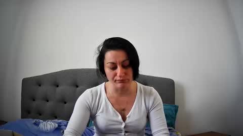 Snapshot of mikyloveu chatting on March 4, 3:15 pm Mikyloveu online show from March 4, 3:15 pm