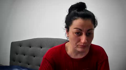 Mikyloveu online show from March 31, 3:23 pm