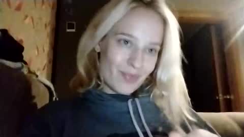 Mila 420 online show from November 15, 9:32 pm