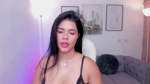 Snapshot of mila_blaze chatting on September 16, 1:01 pm mila_blaze online show from September 16, 1:01 pm