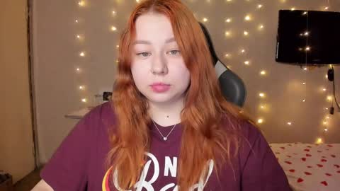 Snapshot of mila_foxxxy chatting on March 3, 10:49 am Mila shy sensual person online show from March 3, 10:49 am