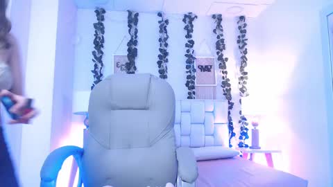 Mila  online show from December 30, 8:36 pm