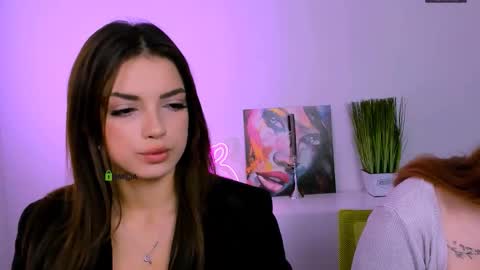 mila_glow online show from September 13, 8:58 am