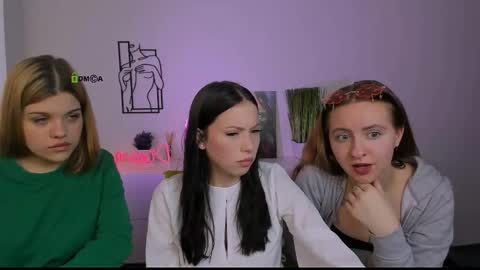 mila_glow online show from September 16, 9:10 am