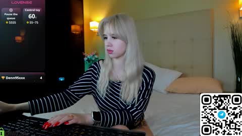 mila_kinor online show from February 23, 2:53 am