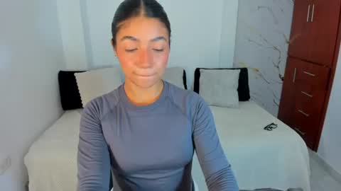 Snapshot of mila_rose1 chatting on July 2, 12:43 am martina online show from July 2, 12:43 am