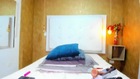          online show from April 13, 8:14 pm