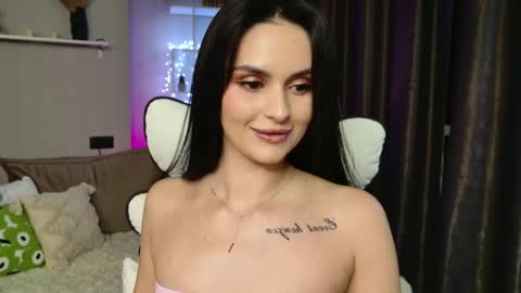 Mila online show from May 16, 7:45 pm