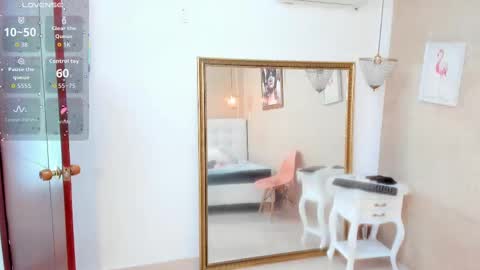 miladiosa online show from September 22, 11:23 am