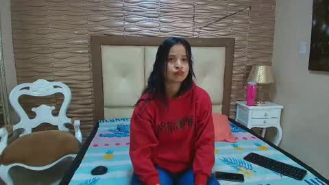 miladiosa online show from January 13, 11:48 am