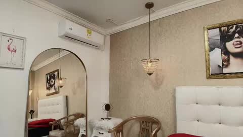 miladiosa online show from February 28, 12:50 pm