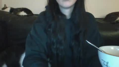 MilaGabor online show from January 9, 9:05 pm