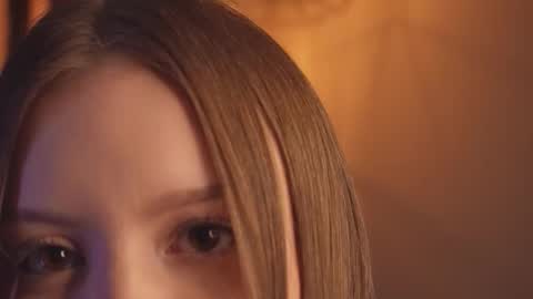 Snapshot of milaice chatting on February 14, 1:08 pm Mila online show from February 14, 1:08 pm