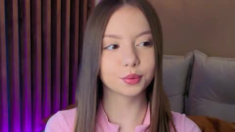 Snapshot of milaice chatting on February 28, 3:13 pm Mila online show from February 28, 3:13 pm