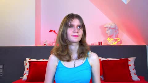 Mila online show from March 18, 6:33 pm
