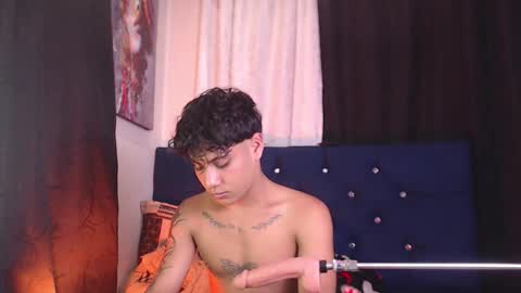 Snapshot of milan_anxel chatting on February 11, 1:54 am Milan Anxel online show from February 11, 1:54 am