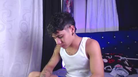 Snapshot of milan_anxel chatting on February 28, 1:06 am Milan Anxel online show from February 28, 1:06 am