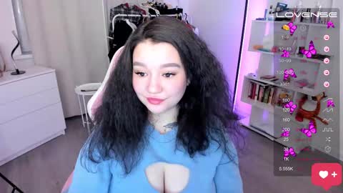 Snapshot of milana_______ chatting on February 11, 12:49 am milana_______ online show from February 11, 12:49 am