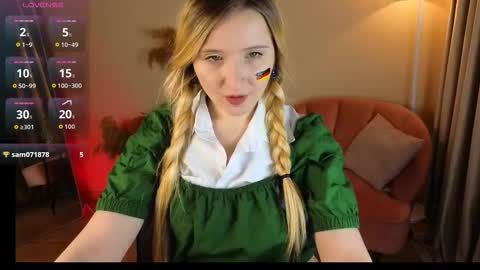 Snapshot of milana__key chatting on September 23, 10:02 pm Milana online show from September 23, 10:02 pm