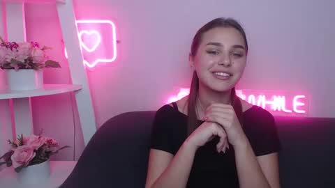 milanaangelas online show from February 1, 5:58 pm