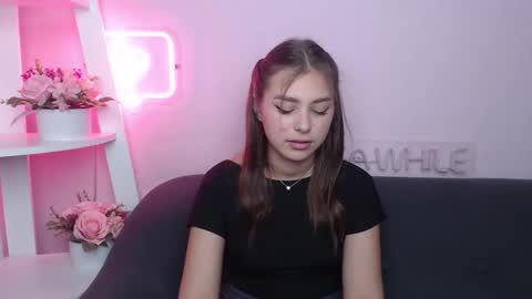 milanaangelas online show from March 3, 5:42 am