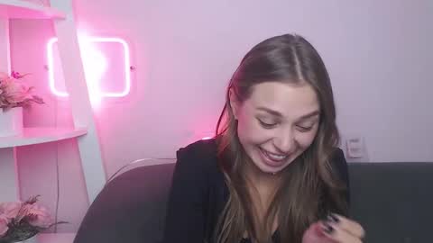 milanaangelas online show from September 15, 12:49 pm