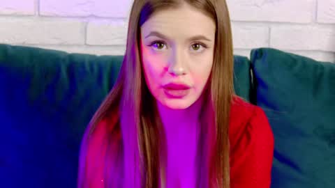 Snapshot of milanabalmain chatting on February 5, 5:09 pm MilanaBalmain online show from February 5, 5:09 pm