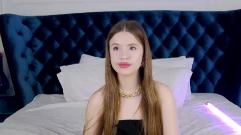 Snapshot of milanabalmain chatting on February 9, 4:57 am MilanaBalmain online show from February 9, 4:57 am