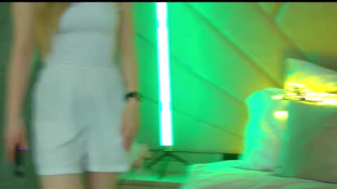 Snapshot of milanabalmain chatting on March 4, 8:13 am MilanaBalmain online show from March 4, 8:13 am