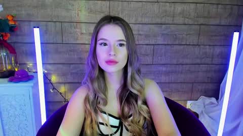 Snapshot of milanabalmain chatting on March 11, 4:43 am MilanaBalmain online show from March 11, 4:43 am