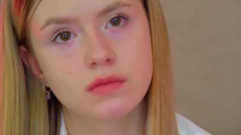 Snapshot of milanabalmain chatting on October 20, 4:07 pm MilanaBalmain online show from October 20, 4:07 pm