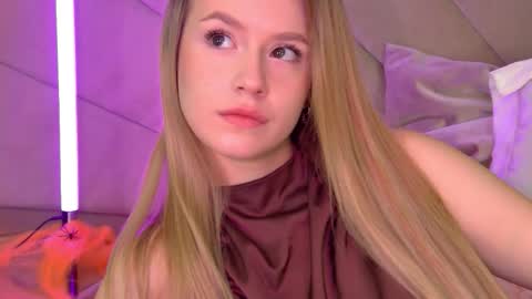 Snapshot of milanabalmain chatting on October 25, 4:31 am MilanaBalmain online show from October 25, 4:31 am