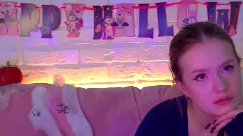 Snapshot of milanabalmain chatting on November 1, 7:54 am MilanaBalmain online show from November 1, 7:54 am