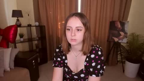 Snapshot of milanabells chatting on May 24, 2:44 pm MilanaBells online show from May 24, 2:44 pm
