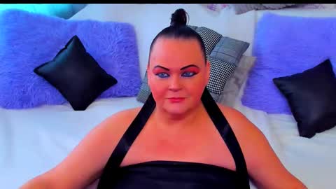 Lana online show from November 18, 9:25 am