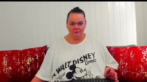 Lana online show from January 18, 2:43 pm